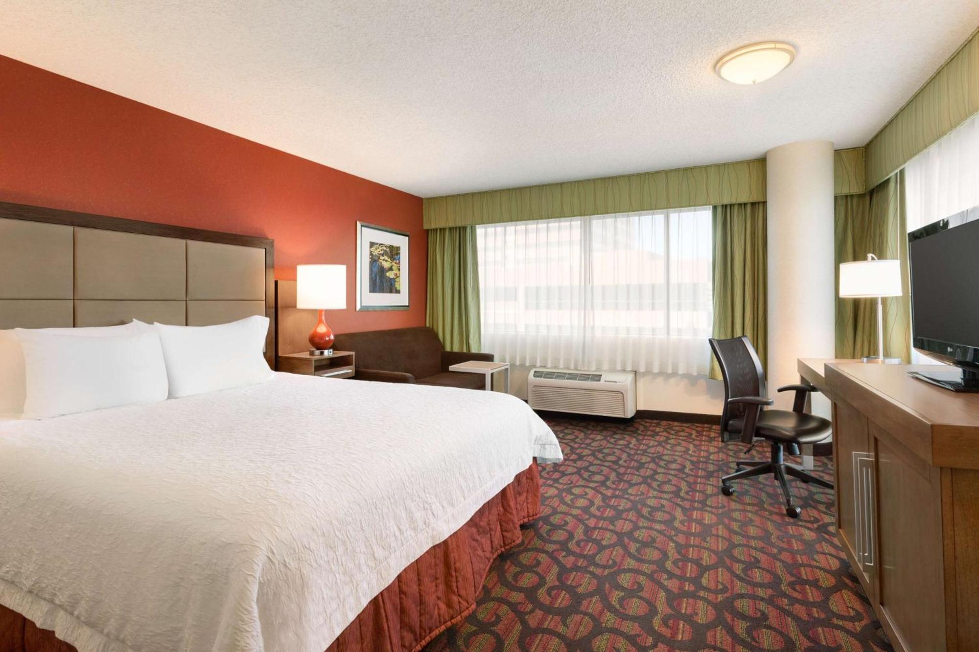 Hampton Denver West Federal Center Hotel